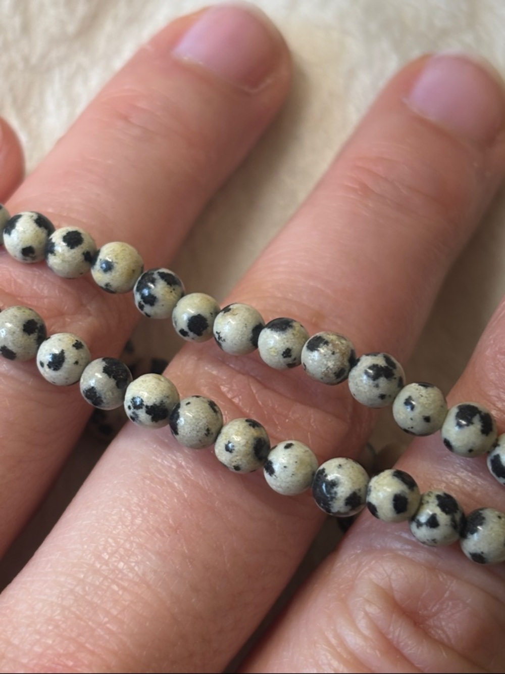 4mm Genuine Dalmatian Jasper Gemstone Stretch Bracelet - Picture 4 of 5